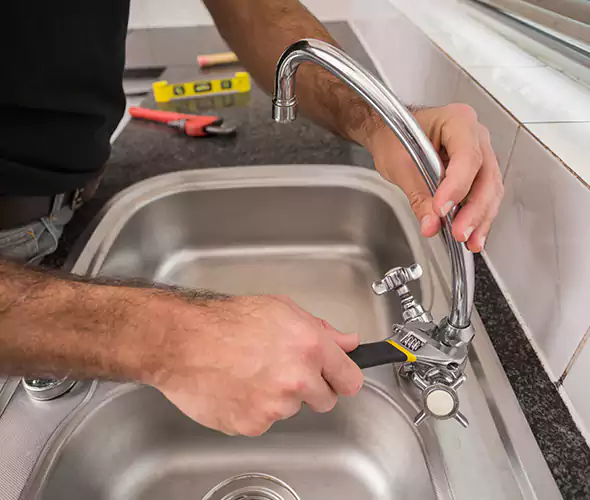 Local Experts for Faucet Repair in Dallas, TX:Schedule Affordable Faucet Repair Services with Us