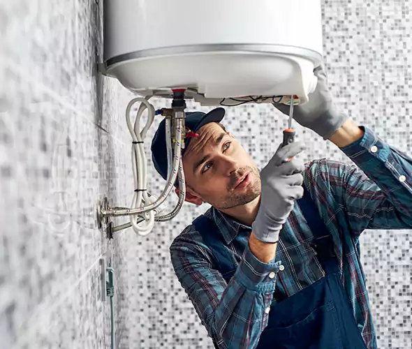 Expert Plumber for Hot Water Tank Maintenance in Dallas, TX: Schedule Reliable Maintenance Services with Us
